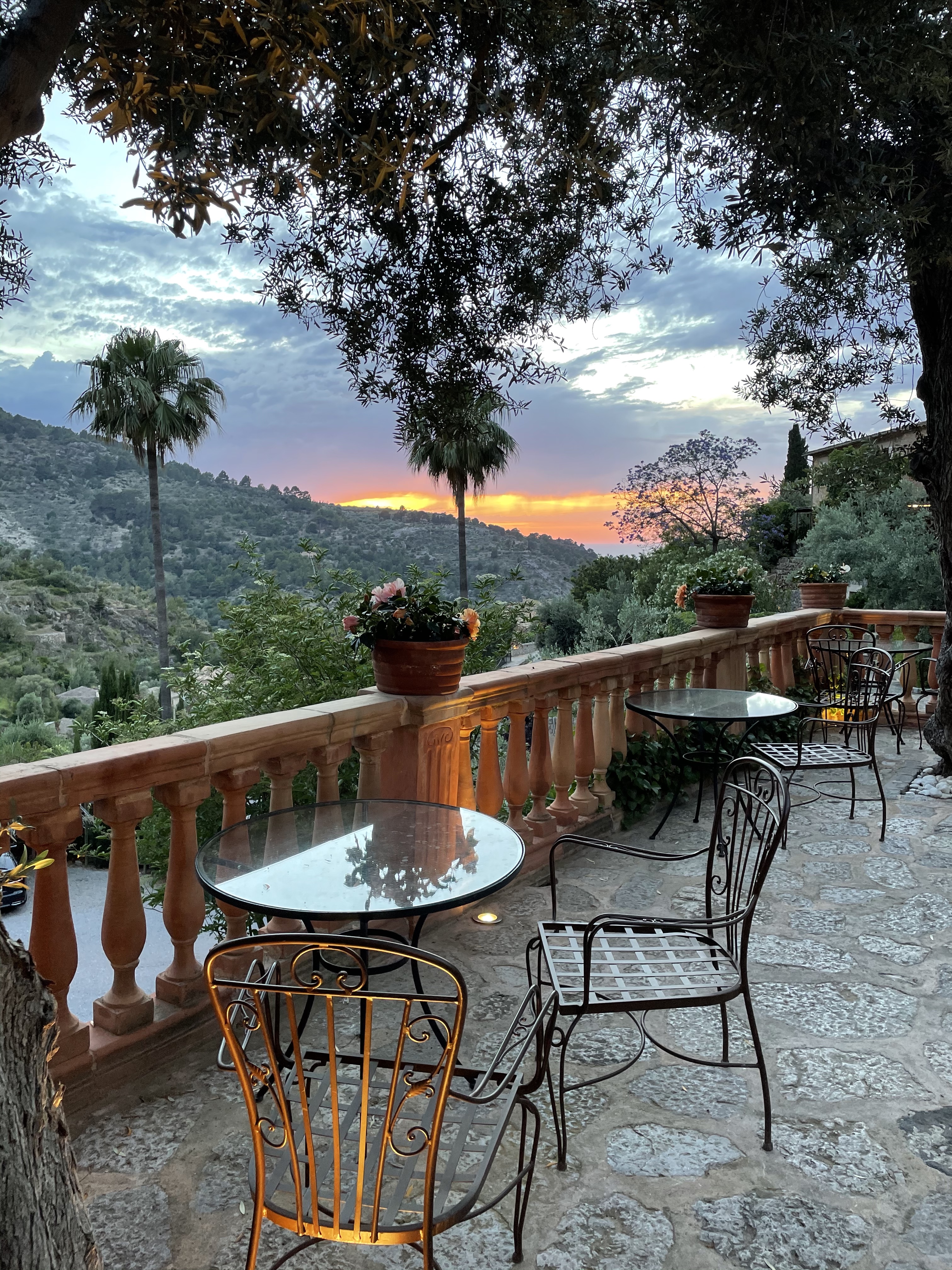 Sunset at El Olivo, Belmond La Residencia