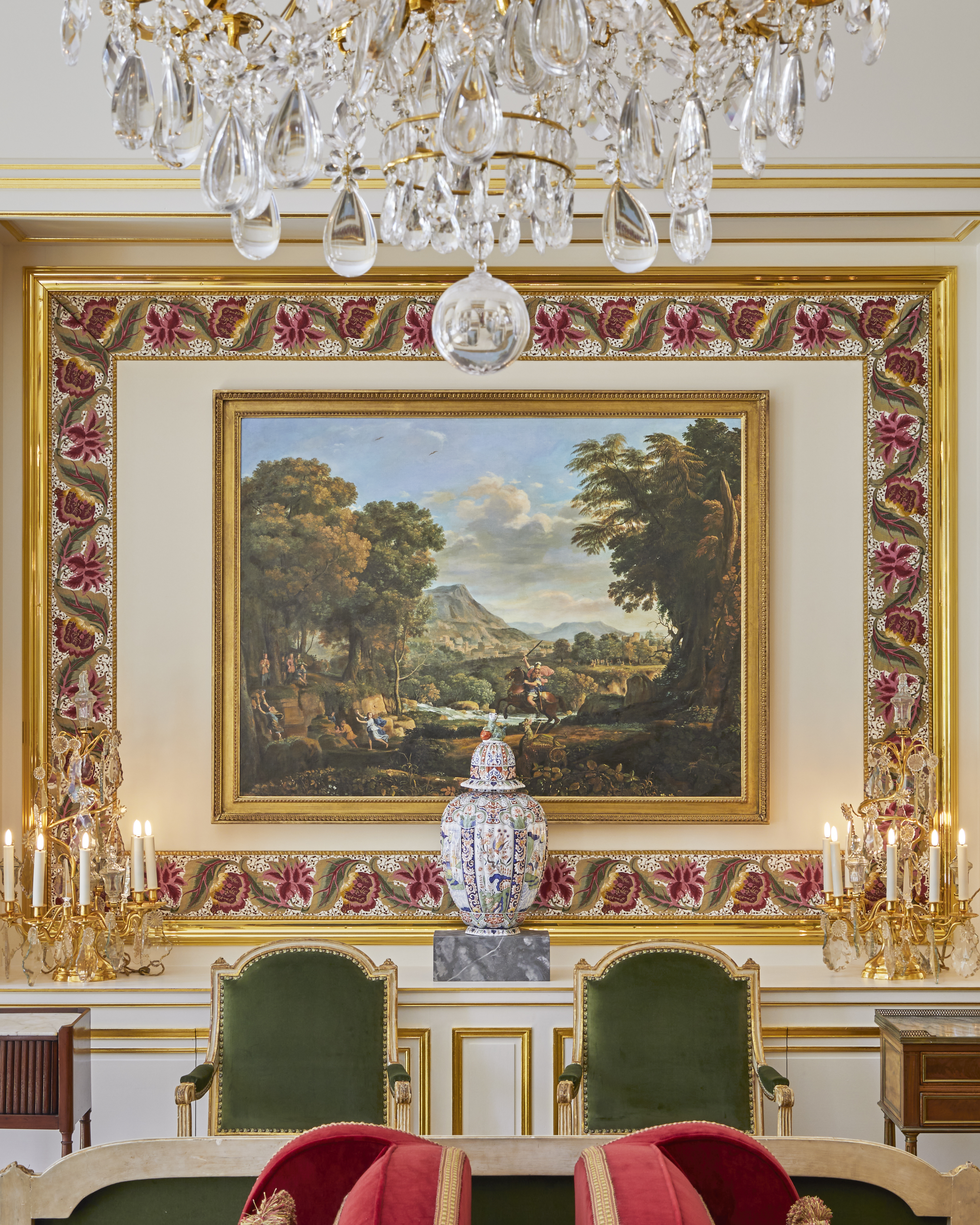 Sitting room at Le Grand Contrôle