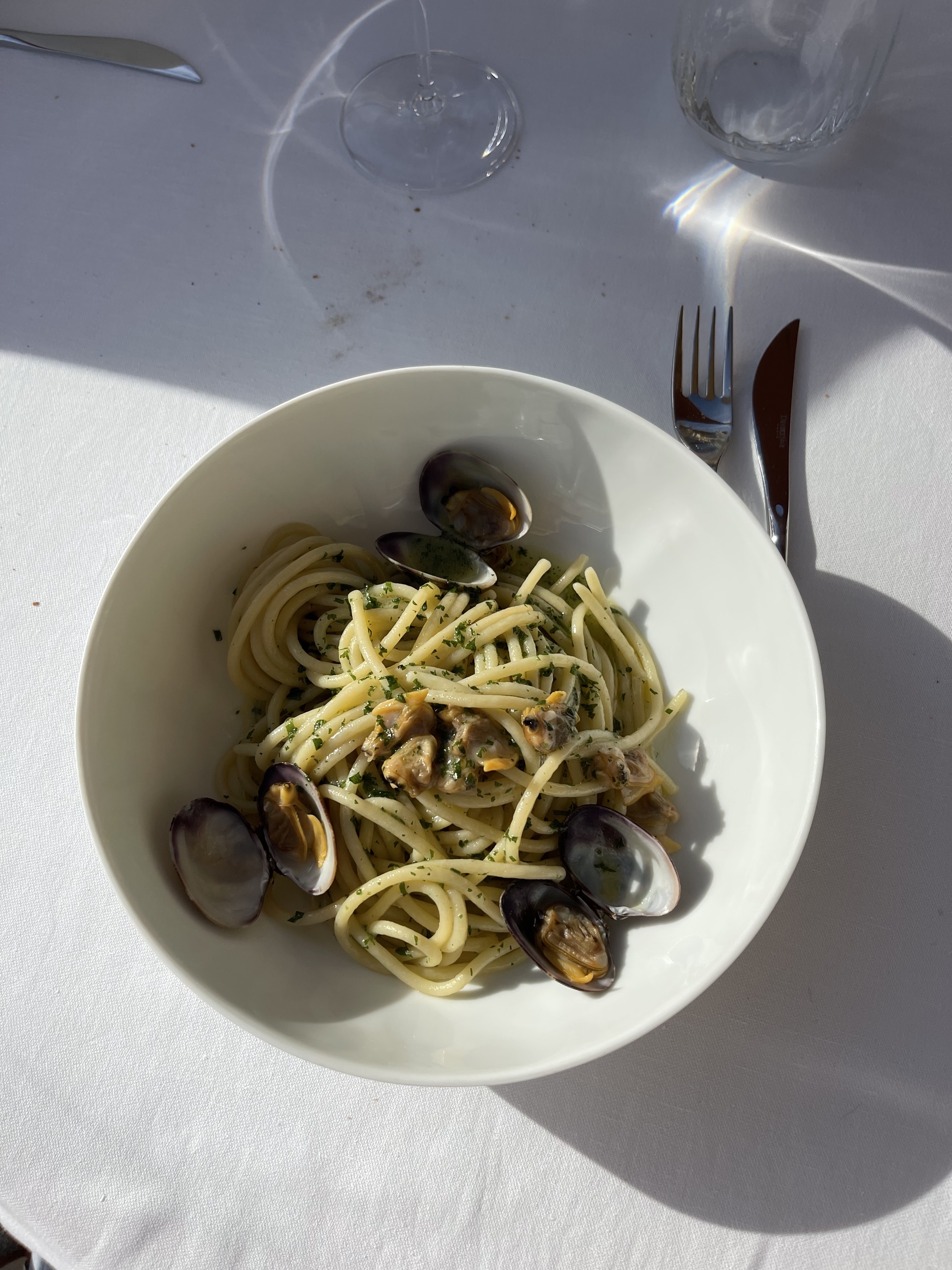 Vongole at Bistrot du Petit Nice in Marseille  // Photo Credit Candice Chalvin 