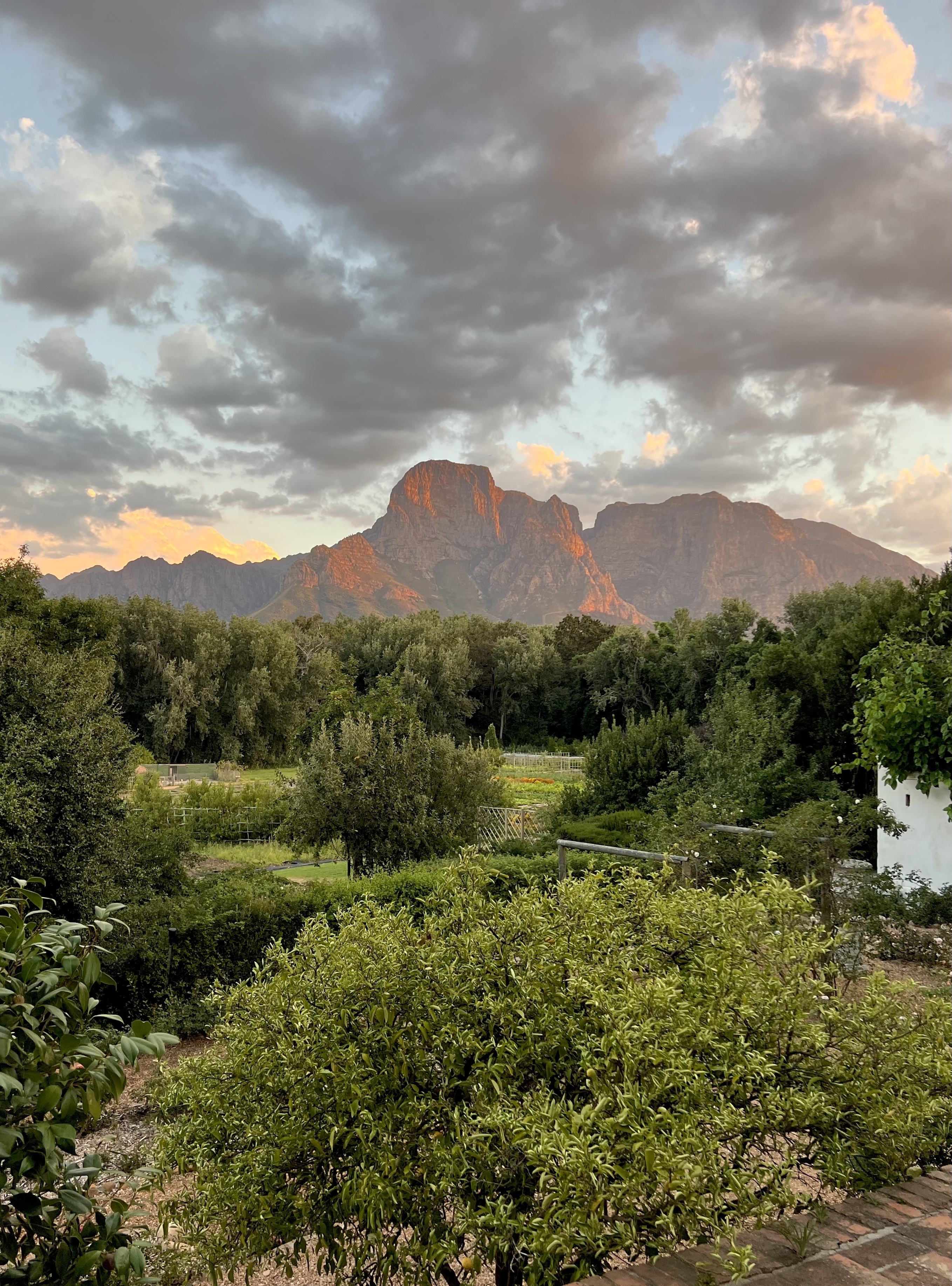 Almost everywhere on the estate, there are breathtaking views of the mountains in every direction