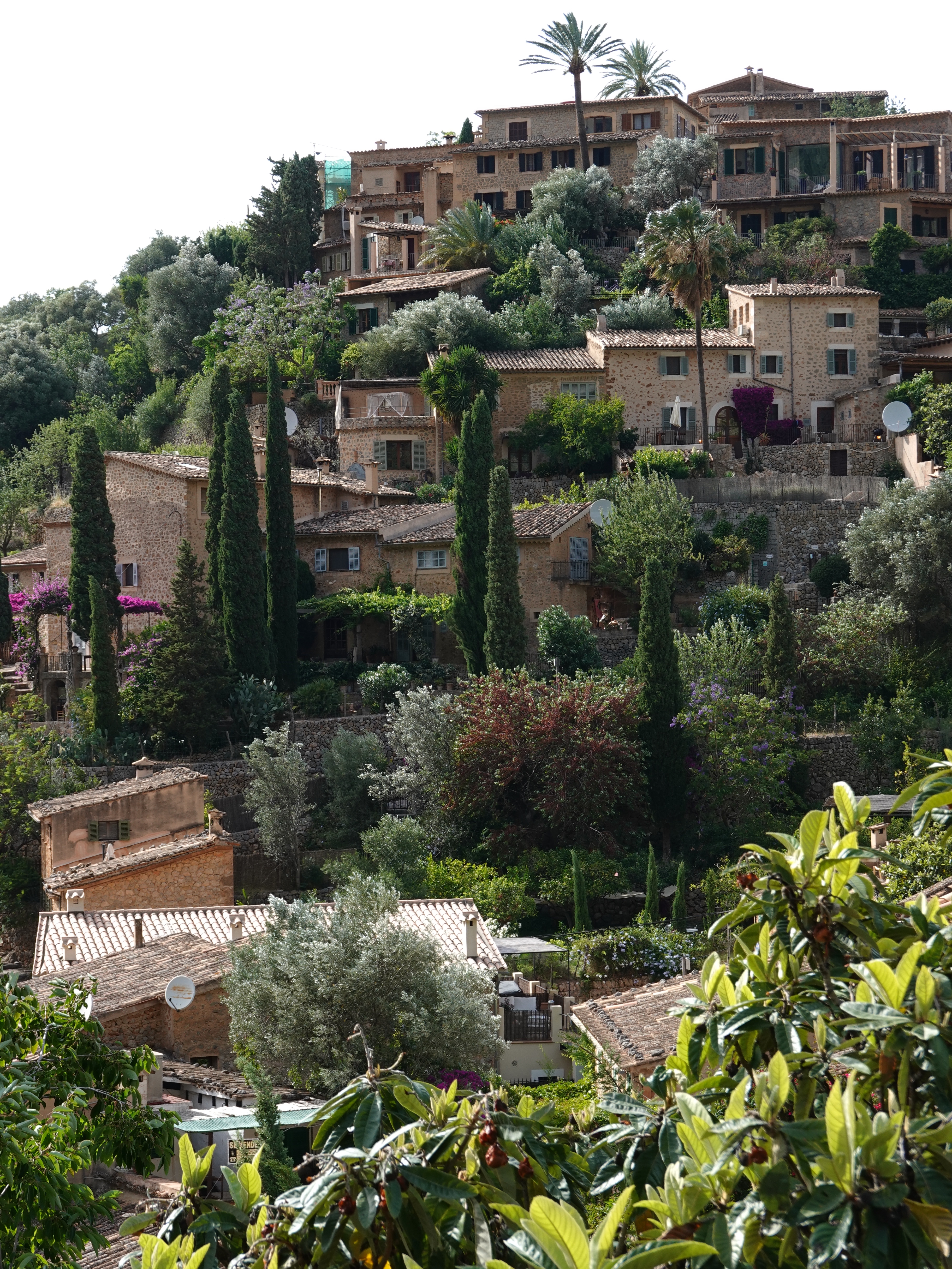 The combination of the location and the beautiful architecture ad the food scene make Deia the most beautiful village in Mallorca