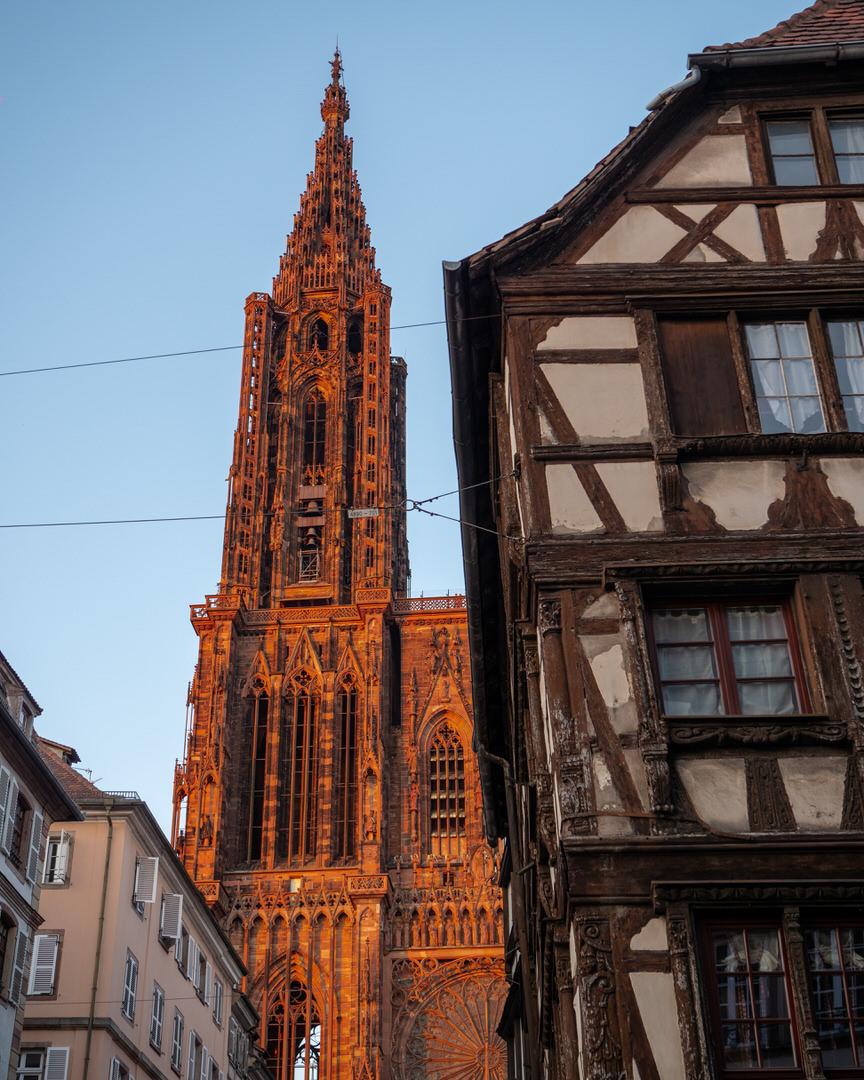 Strasbourg Old Town is a great place to stay - especially if you can stay directly next to the iconic Cathedral // Photo credit @travelwithadrien