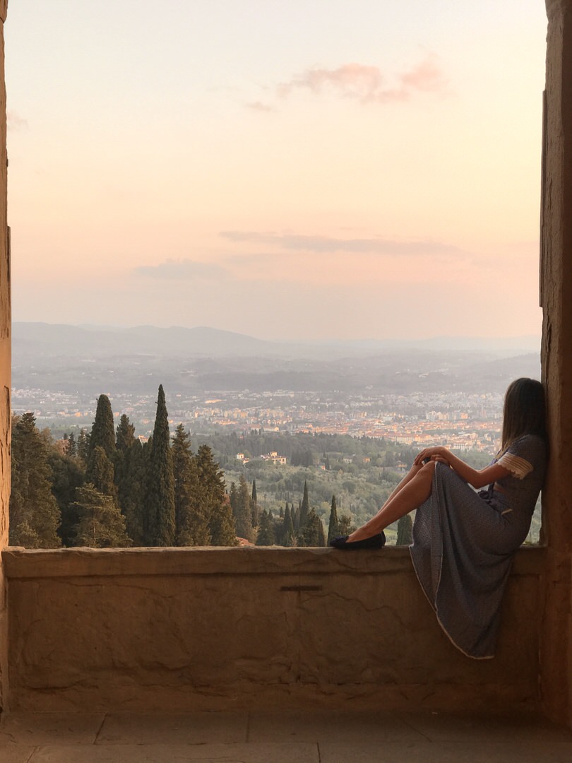 In this guide, we will show you hour-by-hour how to see the best of Florence in 1 day and truly make the most of your limited time in this magical city!