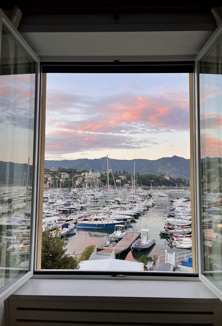 Window over Santa Margherita harbour //Photo Credit Giacomo Sonzini