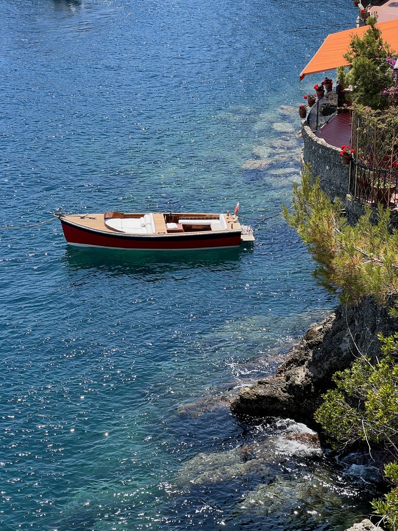 The beautiful Baia Cannone, Portofino //Photo Credit Giacomo Sonzini