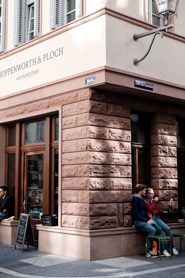 Frankfurt's Coffee Institution - Hoppenworth & Ploch // Photo Credit Jonathan Hirschhäuser