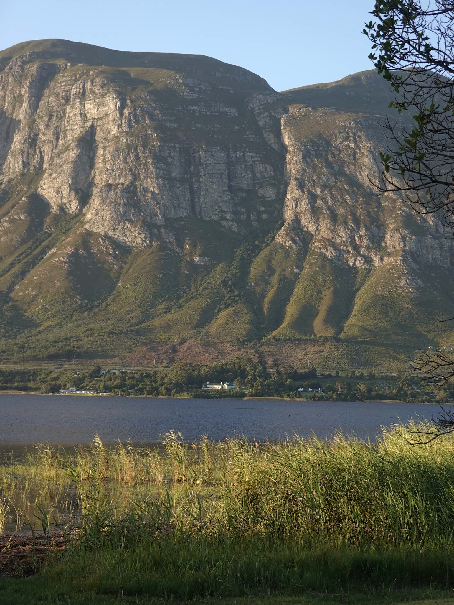 Hermanus and Walker bay are some of the most beautiful places in South Africa. Luckily the food and wine are almost amazing!